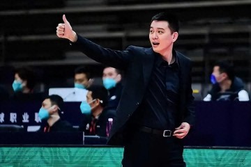 这就是杨鸣的个人魅力！揽责不甩锅，低谷中撑起辽篮风骨！