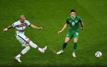 世界杯下载中心-123战 葡萄牙队史最老上场球员 佩佩却染红下场