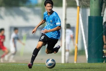 世界杯手机直播-川崎前锋小将关德晴获日本国籍，曾为U18主力边后卫|川崎前锋官网|德国|J联赛|东京都|小学_新浪体育_新浪新闻